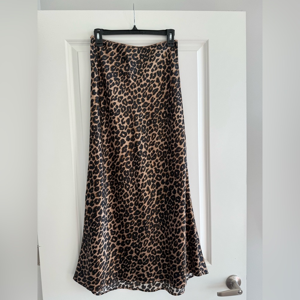 Reformation Layla Silk Leopard Skirt - Picture 2 of 3